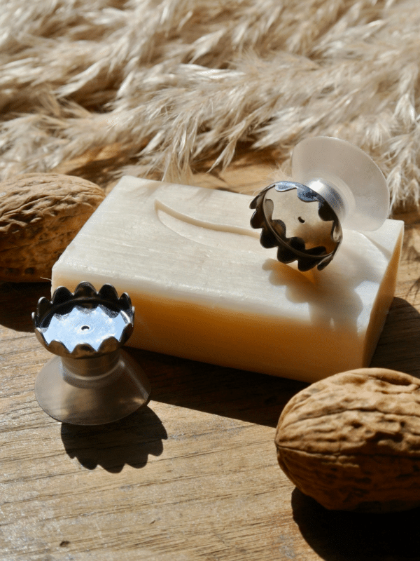 Porte-savon aimanté fabriqué en France esthétique durable et protège le savon